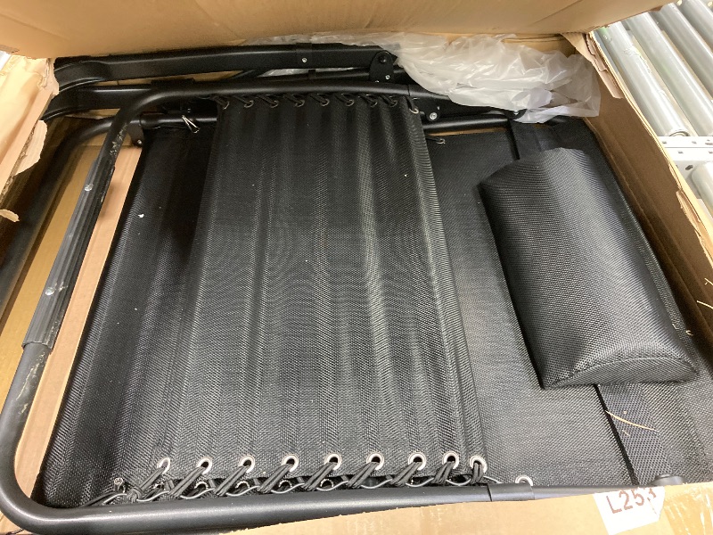 Photo 1 of DOESN'T HAVE THE QUILT
VECUKTY XXL Oversize Zero Gravity Chair - 500lb Capacity, 33-Inch Wide Padded Seat, Folding Travel Recliner for Outdoor / Indoor Use - Patio, Lawn, Black, Portable and Heavy Duty