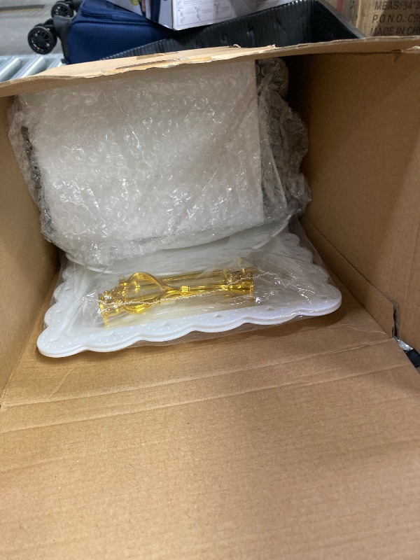 Photo 1 of ***Parts only***

Baderke  Pcs Buffet Risers with Cupcake Stand Holder Serving Tray, Food Risers for Buffet Table, Display Stand Catering Dessert Collectibles, Acrylic Cube Boxes Nesting for Party(White)