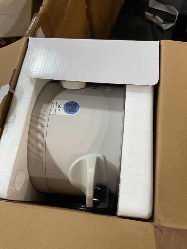 Photo 1 of ***(PARTS ONLY/ NON FUNCTIONAL)***bella 1.5 Qt Slow Cooker with 3 Heat Manual Control, Ceramic Nonstick Coating, Dishwasher Safe Stoneware Pot and Tempered Glass Lid, Tangle Free Cord Wrap & Cool Touch Handles, Oatmilk