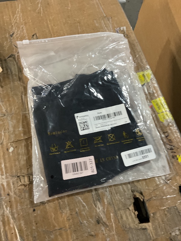 Photo 1 of Mens Compression Shirt Slimming Body Shaper Vest Workout Tank Tops Abs Abdomen Undershirts(Black, L)