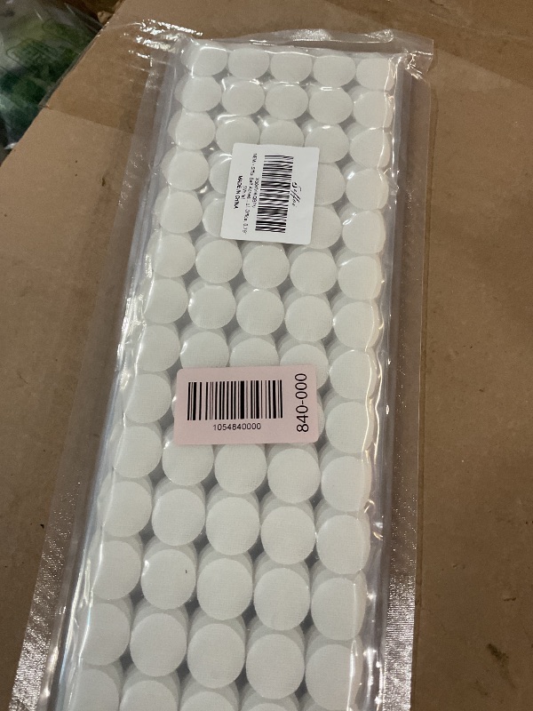 Photo 1 of (unknown if complete) Siffoi 800Pcs Self Adhesive Dots Tape, Large 0.79 inch Diameter Hook and Loop Dots