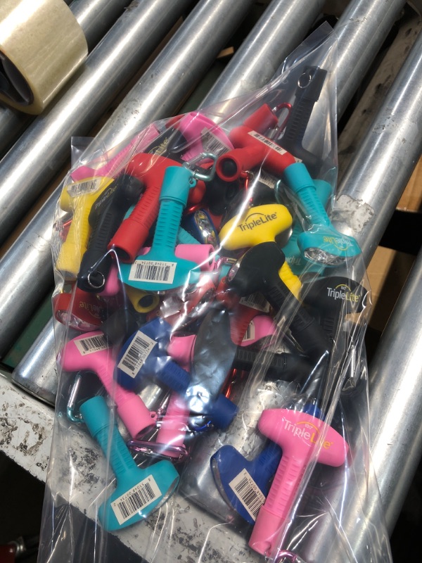 Photo 1 of ***bulk pack*** TripleLite TL800 Triple Light, LED Flashlight, Wide Angle Irradiation Light, 800 Lumens