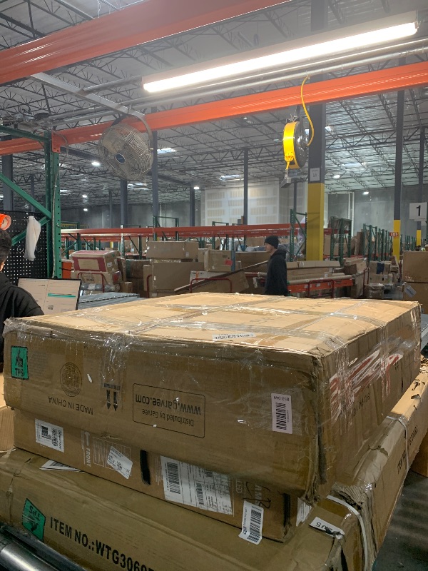 Photo 3 of GarveeHome Round Dining Table for 4,Kitchen Dining Room Circle Dinner Pedestal Table,Space Saving Wood Kitchen & Dining Room Furniture,Brown 47-inch Diameter