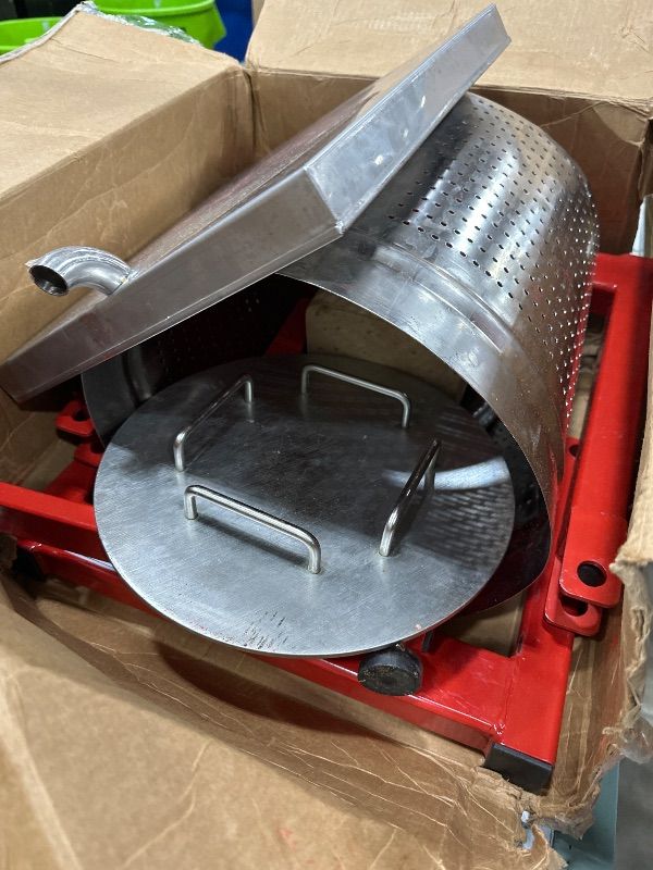 Photo 1 of ** SEE NOTES ** 7.93 Gallon / 30L Mosakar Hydraulic Fruit Press. 3 Ton Pressure. Parts contact with Juice are AISI 304 Stainless Steel. Home Use Grape Apple Wine Cider Juice Press