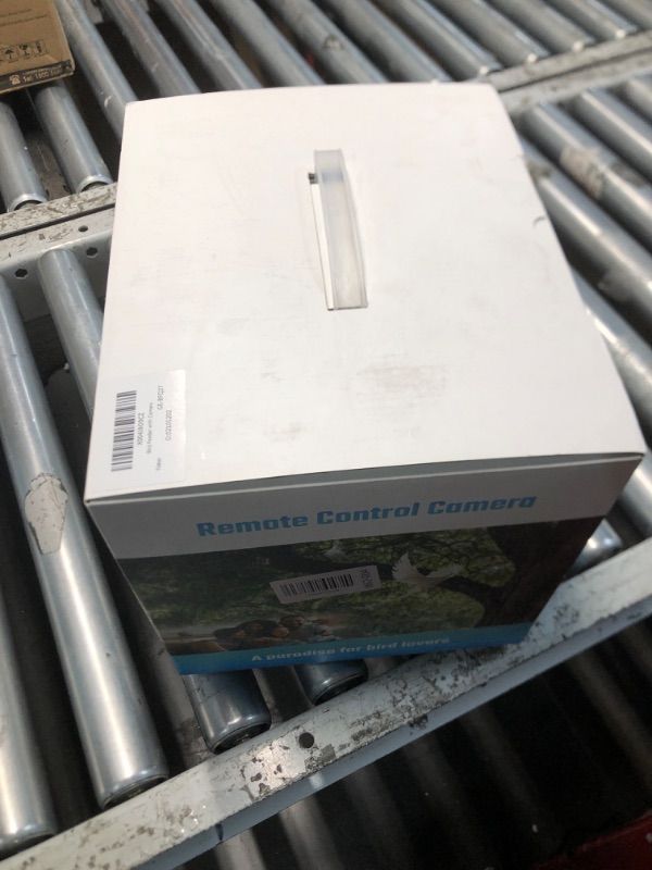 Photo 1 of ***FACTORY SEALED***Bird Feeder with Camera,Ai Recognition 10000+ Species,3K Video with Noise Reduction,Solar Powered Bird House for Outdoors Bird Watching