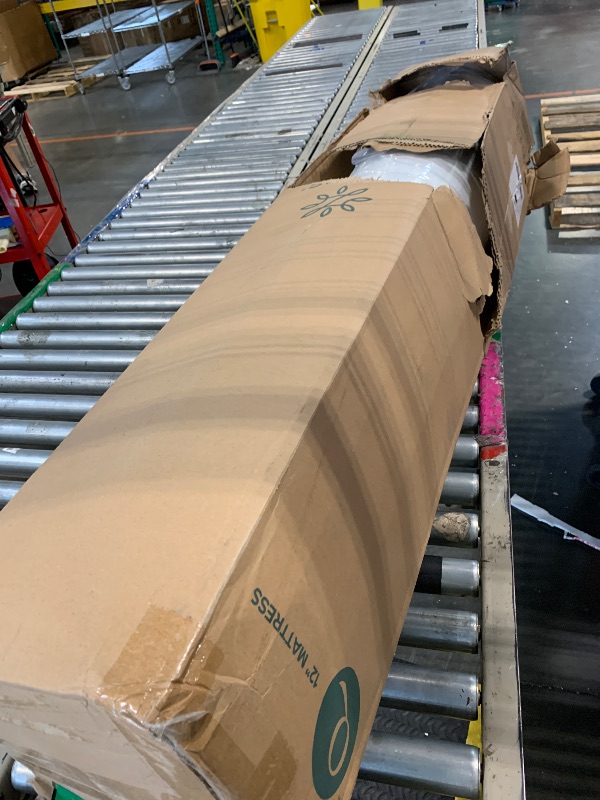 Photo 1 of **DAMAGED BOX** ZINUS 12 Inch Queen Green Tea Memory Foam Mattress [New Version], Fiberglass free, Medium Firm Feel, Zoned Pressure Relief, Certified Safe Foams & Fabric, Mattress in A Box