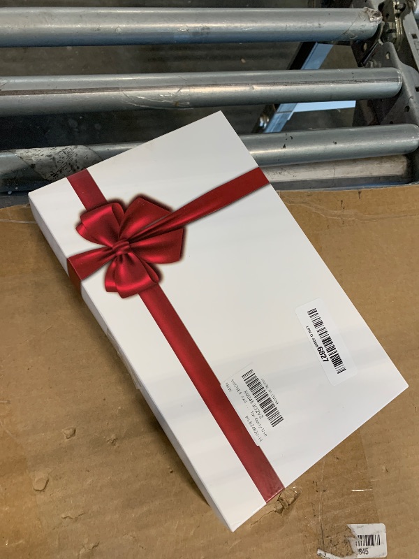 Photo 1 of *** SIMILAR *** WIGNEE 4x4 Lace Human Hair Wig with Bangs Natural Wave Human Hair Wigs for White Women 14 Inch Glueless Wig With Bangs Human Hair Bang Wig 100% Brazilian Human Hair for Daily Use