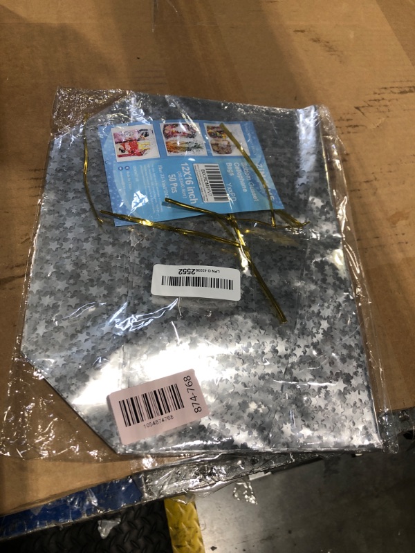 Photo 1 of *MISSING PARTS*
ZIMCEMS 50Pcs 12X16 inch Bottom Gusset Bags Silver Star Printed Clear Cellophane Gift Wrap Bags Basket Wrapping Large Cello Bags for Treats Mug with 5" Twist Ties