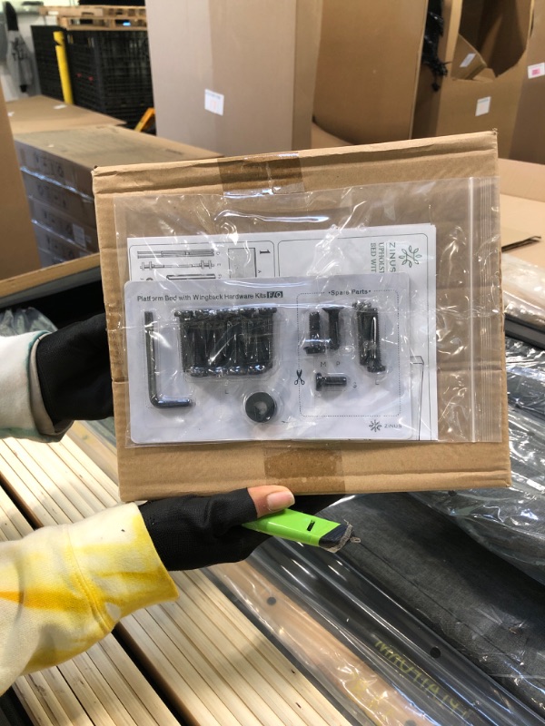 Photo 1 of ** FACTORY SEALED. SOLD AS IS, NO REFUND/RETURN**
ZINUS Dori Upholstered Platform Bed Frame with Wingback Headboard, Mattress Foundation, Wood Slat Support, No Box Spring Needed, Easy Assembly, Queen