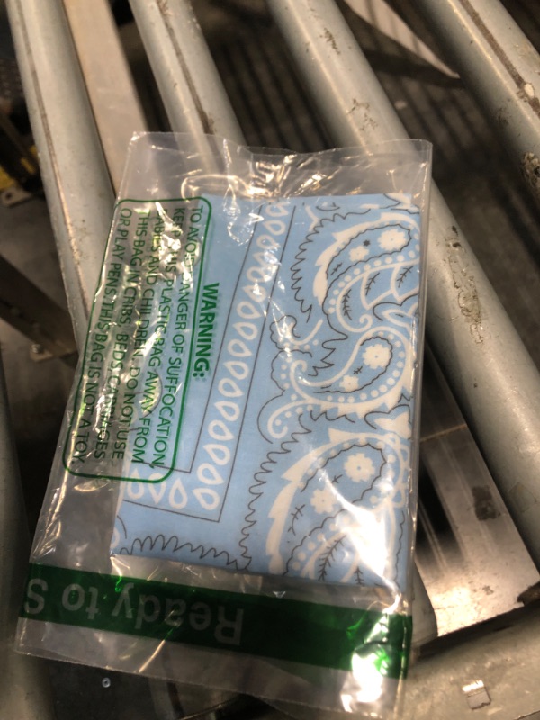 Photo 1 of *** only 1 bandana*** Suhine 12 Pcs Bandanas Bulk 22 x 22 Inch Large Bandana Headband Paisley Cowboy Bandana Scarf Handkerchief for Women Men(Sky Blue)