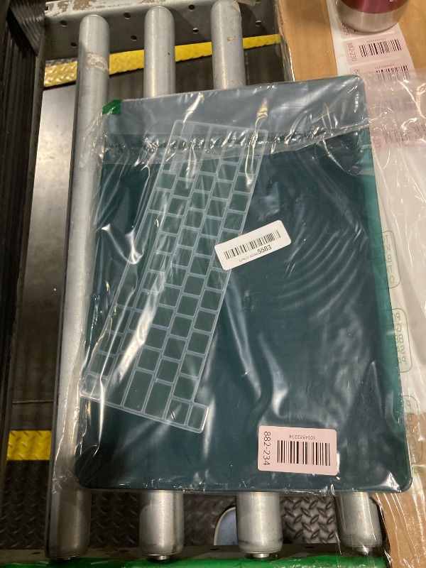 Photo 1 of ** no adapter**
IBENZER Compatible with MacBook Pro 16 Inch Case A2141 Release 2020 2019, Hard Shell Case with Keyboard Cover & Type C Adapter for Old Version Mac Pro 16’’, Quetzal Green, T16QUGN+1TC