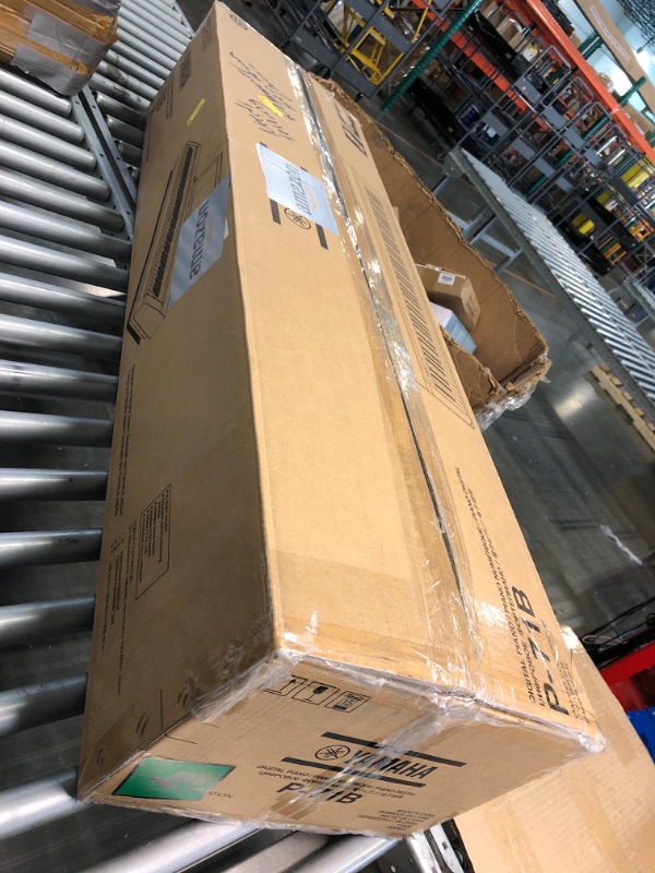 Photo 1 of ***** MIGHT BE MISSING SCREW****** YAMAHA P71 88-Key Weighted Action Digital Piano with Sustain Pedal and Power Supply (Amazon-Exclusive)