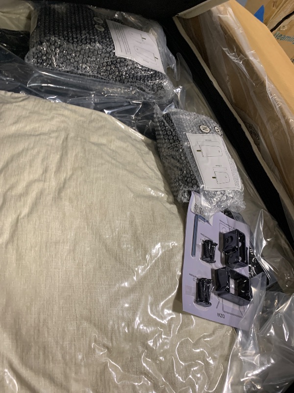 Photo 1 of  SINGLE SEAT**** SINGLE SEAT**  SINGLE SEAT,  Beige SINGLE SEAT  SINGLE SEAT