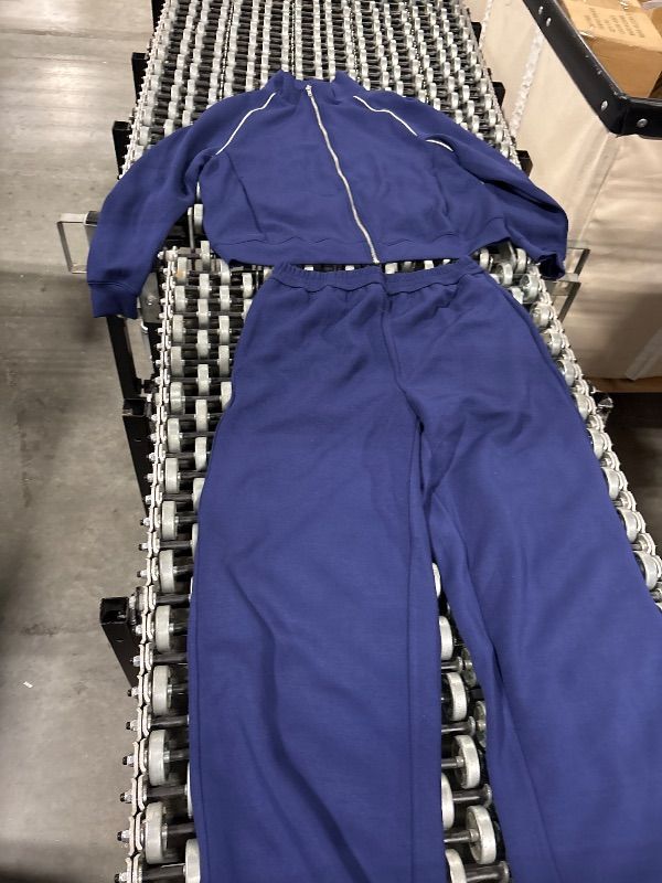 Photo 1 of **MINOR DAMAGE**STAIN**
PRETTYGARDEN Womens 2 Piece Outfits Sweatsuits 2025 Fall Full Zip Sweatshirts Workout Pants Matching Lounge Sets Tracksuits (Navy Blue,Medium)