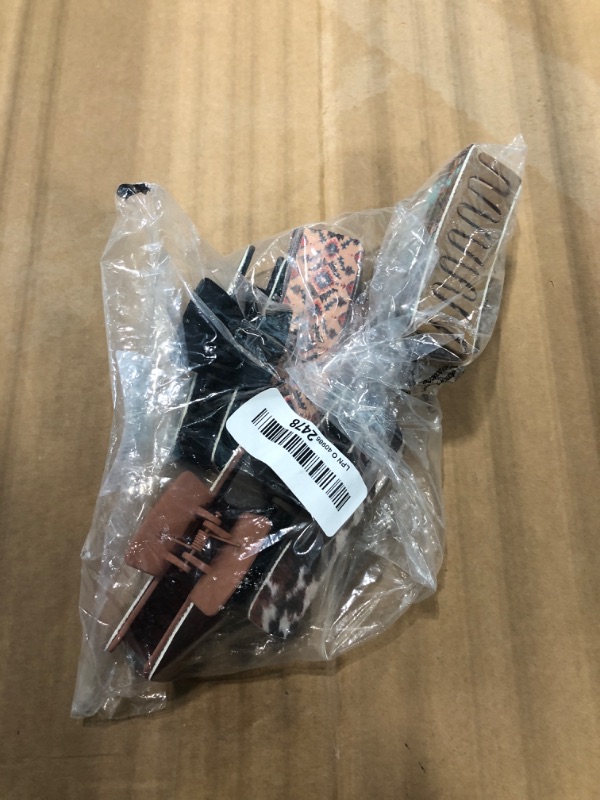 Photo 1 of ****** ONLY 5 **** FineCheer 8 Pcs Western Hair Claw Clips Gifts Leather Highland Cow Print Large Hair Claw Clips Western Accessories Christmas Supplies for Women Long Short Hairstyle Gifts(Classic)