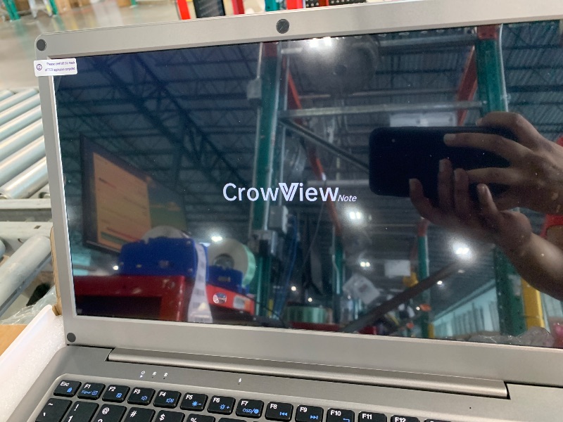 Photo 1 of *********  S/N CVW2252400100302   ********ELECROW Portable Monitor with Keyboard, 14 Inch Lapdock Display with Built-in Battery & RPi5 Adapter, 1080P FHD IPS USB C Computer Monitors Compatible with Raspberry Pi, PC, Phone, Mac, Game Console