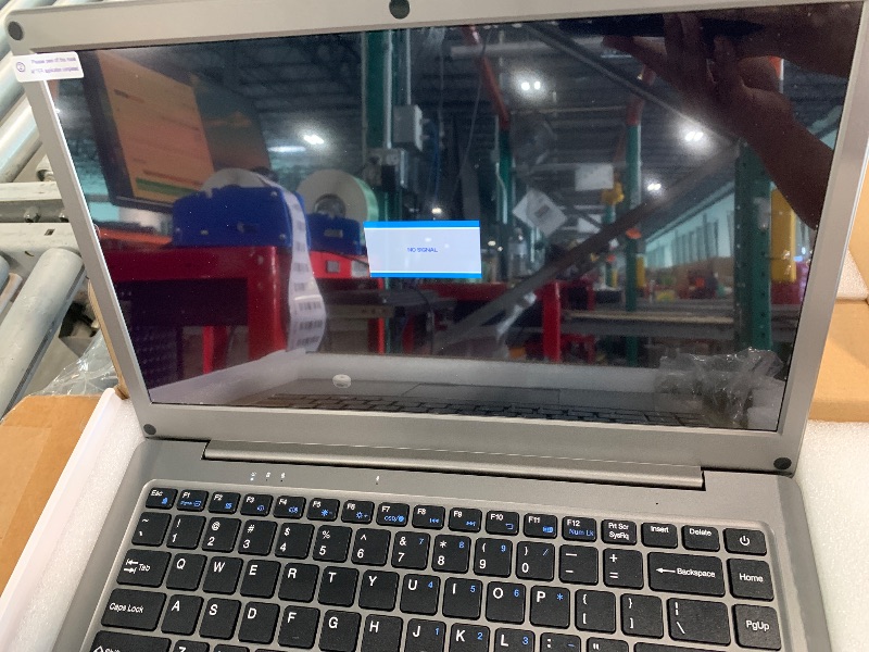 Photo 1 of *********  S/N CVW2252400100302   ********ELECROW Portable Monitor with Keyboard, 14 Inch Lapdock Display with Built-in Battery & RPi5 Adapter, 1080P FHD IPS USB C Computer Monitors Compatible with Raspberry Pi, PC, Phone, Mac, Game Console