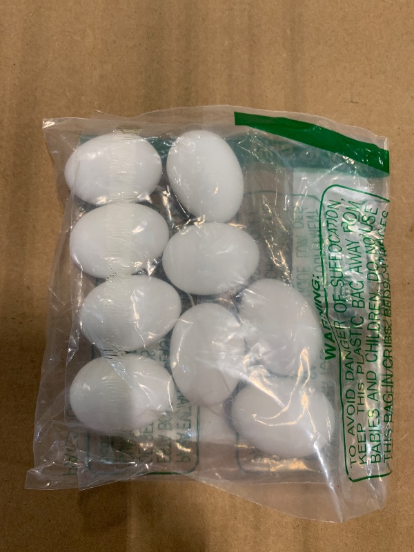 Photo 1 of ** 9 PIECES ** 10 Pieces Pigeon Eggs Solid Plastic Eggs for Hatching Help Limit Births Laying Pigeon Agricultural Tool Poultry