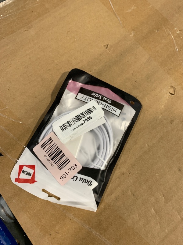 Photo 1 of [Apple MFi Certified] Apple Lightning to HDMI Cable Adapter for iPhone to TV, 1080P Digital AV Adapter Sync Screen Connector Compatible for iPhone 14 13 12 11 Pro Max XS XR X 8 to TV Projector Monitor