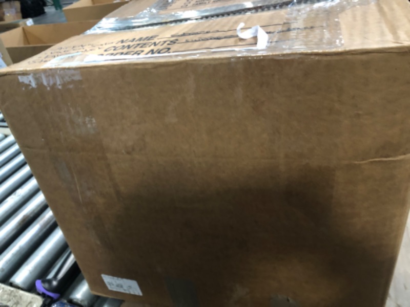 Photo 1 of ***USED***Stone Cottage - King Comforter Set, Chenille Jacquard Bedding Set with Matching Shams, Floral Bedding Essentials, Oeko-Tex Certified (Middlebrook Vine Green, King)