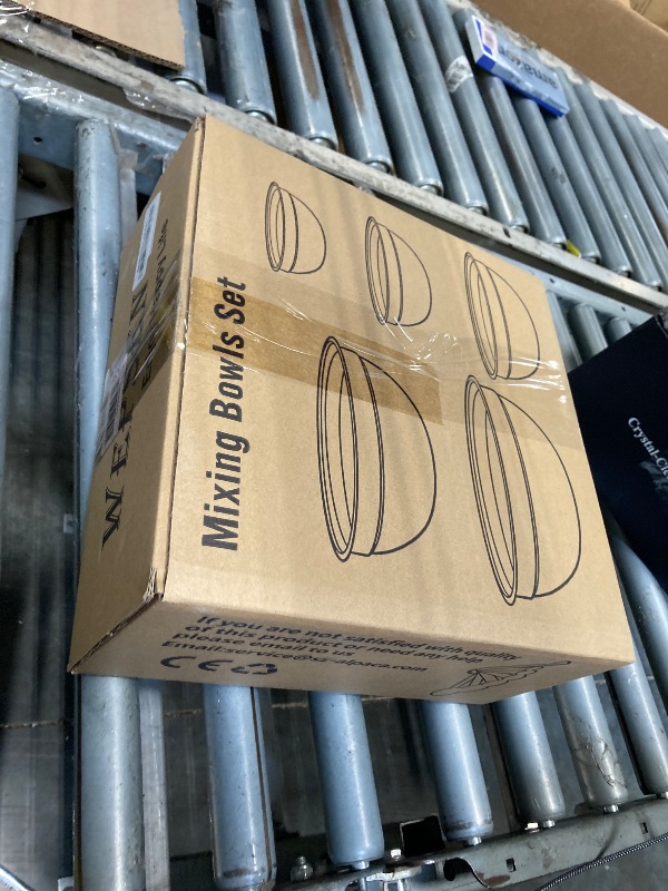 Photo 1 of **MISSING PARTS**
WEPSEN Mixing Bowls Set, 27PCS Stainless Steel Mixing Bowl with Lid Set, Large Nesting Bowls 7, 4.5, 3, 2.5, 2, 1.5QT, Measuring Cups and Spoons Baking Utensils Metal Bowl for Kitchen Prep