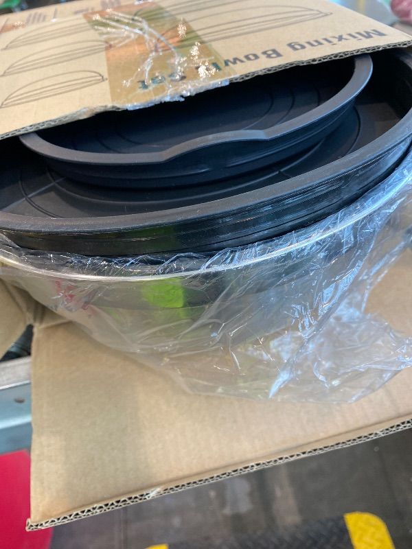 Photo 1 of **MISSING PARTS**
WEPSEN Mixing Bowls Set, 27PCS Stainless Steel Mixing Bowl with Lid Set, Large Nesting Bowls 7, 4.5, 3, 2.5, 2, 1.5QT, Measuring Cups and Spoons Baking Utensils Metal Bowl for Kitchen Prep