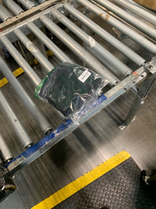 Photo 1 of *****ITEM CORRECT***YEOREO Liz Scrunch Workout Leggings for Women High Waisted Butt Lifting V Back Waist Seamless Gym Yoga Leggings Black S