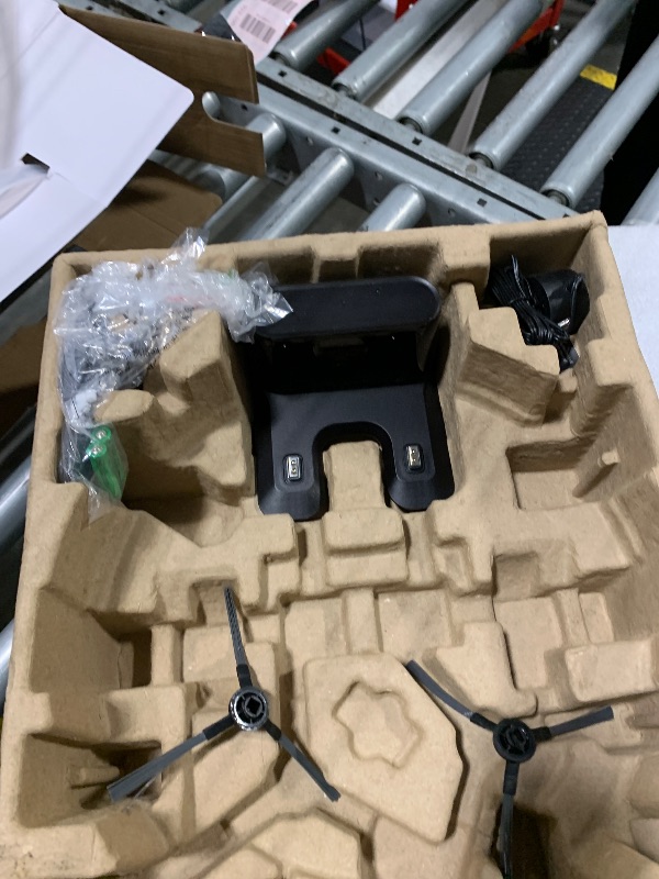 Photo 1 of *Minor Damage*
ZC was Robot Vacuum and Mop Combo, 2-in-1 Robot Vacuum Cleaner, Perfect for Pet Hair, Hard Floor and Carpet, Anti-Bump, Anti-Fall, App, Voice and Remote Control