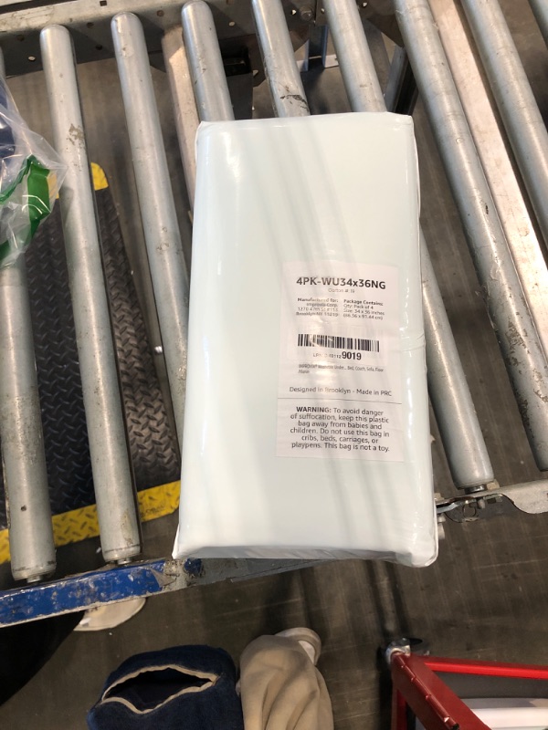 Photo 1 of ** FACTORY SEALED**IMPROVIA® Washable Underpads 34" x 36" Pack of 4 Heavy Absorbency Reusable Bedwetting Incontinence Pads for Adults, Kids, & Pets - Waterproof Protective Pad for Bed, Couch, Sofa, Floor (Navy & Green)