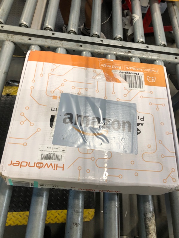 Photo 1 of ** USED** Robotic Arm for Arduino Coding Programming 6DOF Hiwonder-xArm1S STEM Educational Building Robot Arm Kits, 6 AXIS Full Metal Robotic Arm Wireless Controller/PC/App/Mouse Control Learning Robot