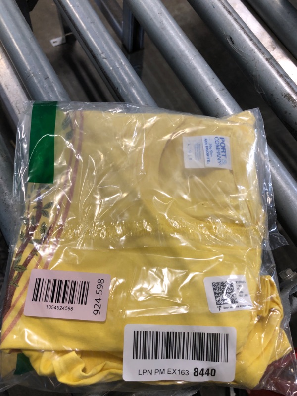 Photo 1 of ** USED** Cottagecore Aesthetic Frog Mushroom Forager Toad Men Women T-Shirt size L