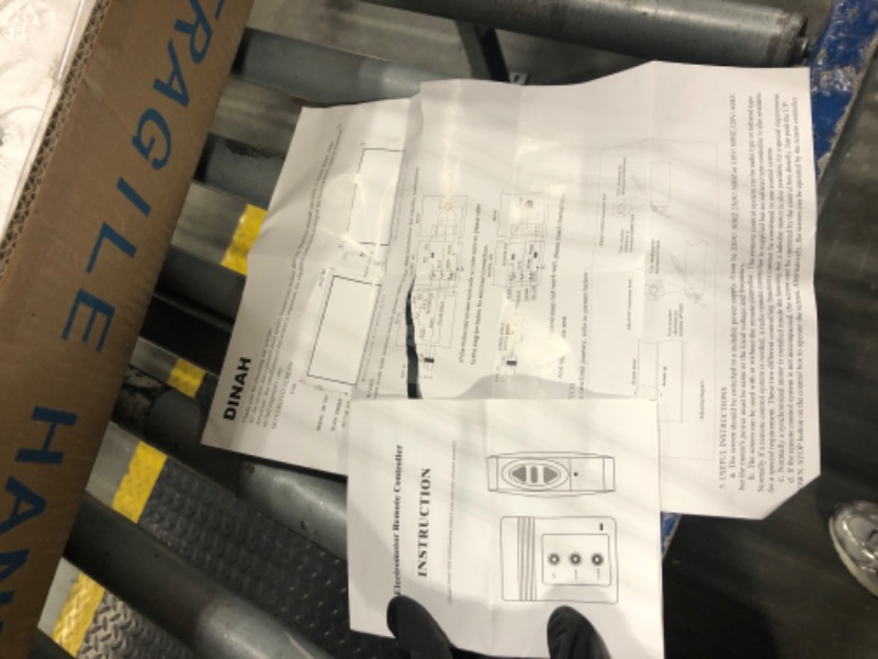 Photo 1 of ** USED/ MANUAL INCLUDED** DINAH 72 Inch Electric Projector Screen with Remote, Automatic Air Indoor Drop Down, Motorized 4K 3D HD Projection for Movies