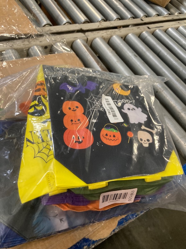 Photo 1 of **MISSING PARTS**Clysee 100 Pcs Halloween Candy Tote Bags with Handles Non Woven Halloween Bags for Gifts Wrapping Party Supplies 7.87 x 7.87 x 3.15 Inch