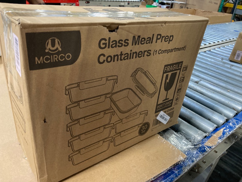 Photo 1 of **4 PCS** MISSING PARTS**USED**[8-Pack,30 oz]Glass Meal Prep Containers,Glass Food Storage Containers,Airtight lunch Containers with Lids, Microwave, Oven, Freezer and Dishwasher