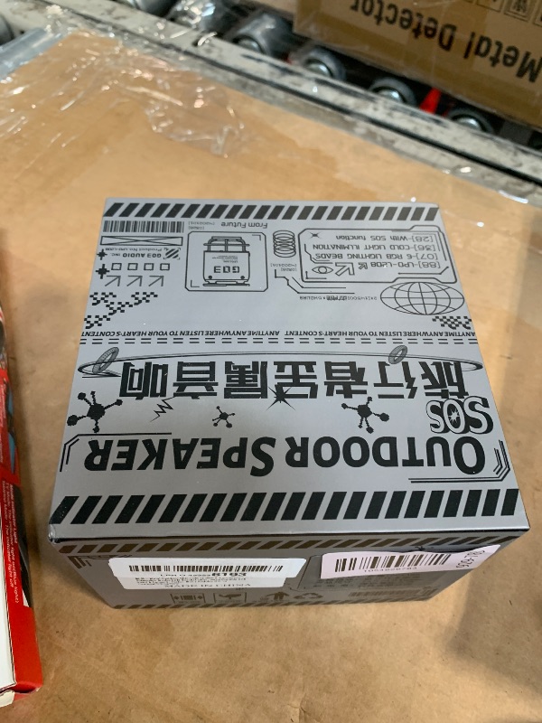 Photo 1 of **MISSING PARTS & UNTESTED**
wiewoyakr Metal Outdoor Bluetooth Speakers Waterproof with 3 Adjustable Modes LED Torch/Colorful Mood Lights & SOS Rescue Portable with Stand & Lanyard - Men's Gift for Camping/Hiking/Party