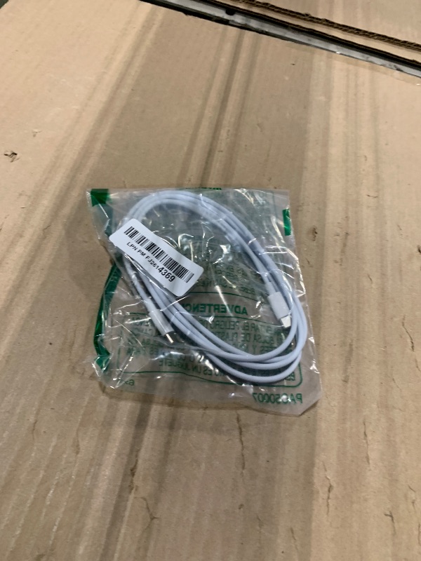 Photo 1 of Apple USB C to USB C Charging Cable 6ft 60W,Long Type C to C Fast Charger Cord,for iPhone 16 E/17/Air/15/Pro/Plus/Pro Max,for MacBook Pro/Air,for iPad Pro12.9/11in,Air 4/5,Mini 6/7