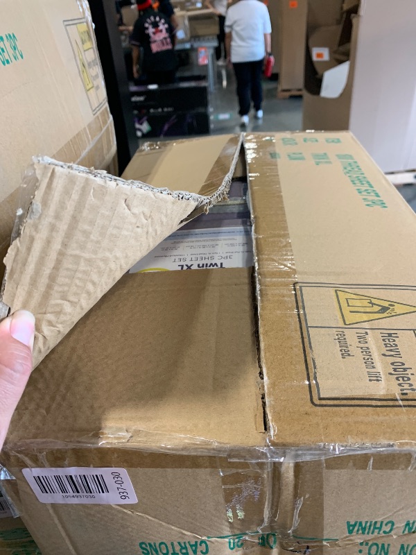 Photo 1 of Sweet Home Collection 1800 Thread Count Sheet Set – Soft Egyptian Quality Brushed Microfiber Sheets – Luxury Bedding Set with Flat Sheet, Fitted Sheet, 2 Pillow Cases (Pack of 12)