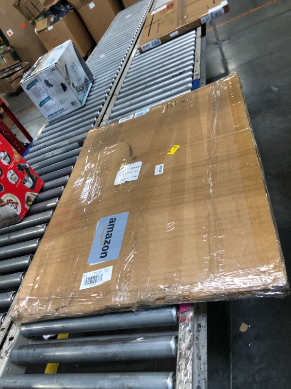 Photo 1 of ****POSSIBLY MISSING HARDWARFE PARTS****Aumtoni Under Engine Splash Shield Fit for 2017-2024 Audi Q7 3.0L,Replacement Front Engine Cover Guard Mud Flaps