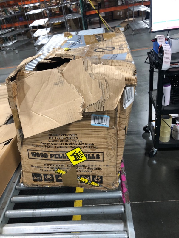 Photo 1 of ** FACTORY SEALED ** SOLD AS IS, NO REFUND/RETURN**
Z GRILLS ZPG-550B2 Wood Pellet Grill & Smoker with PID 2.1 Controller, 553 sq in Cooking Area, Meat Probe, Hopper Cleanout, 8 in 1 BBQ Grill Outdoor Auto Temperature Control, Black