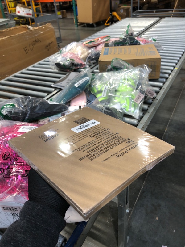 Photo 1 of ** FACTORY SEALED **  Cat8 Ethernet Cable, Outdoor&Indoor, 25 FT Heavy Duty High Speed Cat 8 LAN Network Cable, 40Gbps 2000MHz RJ45 Flat Internet Computer Patch Cord, Weatherproof S/FTP UV Resistant for Router/Modem/Gaming