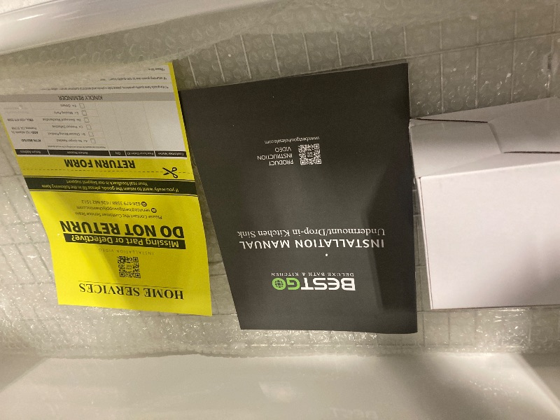 Photo 1 of ** BRAND NEW ITEM** TUKTUK White Farmhouse Sink 33 inch Fireclay Apron Front Farm House Kitchen Sink Single Bowl Deep Drop In Undermount Reversible Heavy Duty Easy to Clean Porcelain Kitchen Basin Modern Luxury Accessory