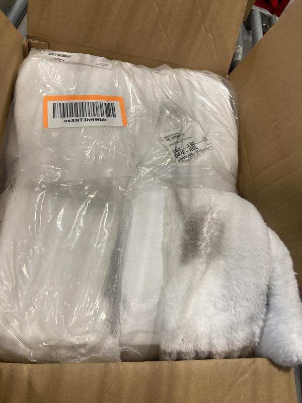 Photo 1 of ** DIRTY / USED** UGG Whitecap Plush Throw Blanket Fleece Lightweight Soft Cozy Throw for Couch or Bed Luxury Home Decor for Living Room Washable Hypoallergenic Blankets for Dorm Decor, 50-inch x 70-inch, White Snow