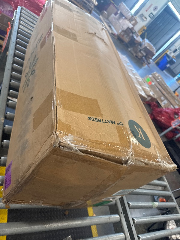 Photo 1 of ** NEW / NO RETURN** ZINUS 12 Inch Green Tea Cooling Memory Foam Mattress [New Version], King, Fiberglass Free, Medium Firmness, Cooling Gel Foam, Certified Safe Foams & Fabric, Mattress in A Box