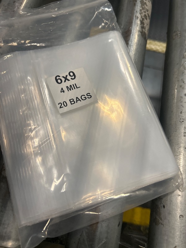 Photo 1 of ****SIMILAR ITEM *****20 BAGS****
Aubeco Plastic Bags, 200pcs 4 x 6 inch 2 mil Thick, Zip Bags, Clear Jewelry Bag, Baggies with Resealable Zip Bag for Small BusinessDaily Vitamin, Jewelry, Candy