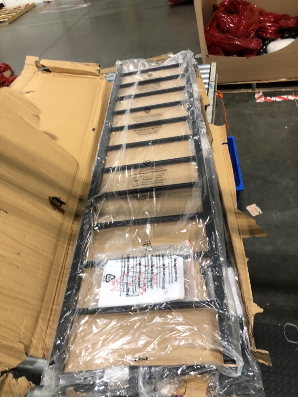 Photo 1 of ** USED/ MISSING PARTS**/* ZINUS Eden Metal Daybed with Trundle, Mattress Foundation with Steel Slat Support, Easy Assembly, Twin