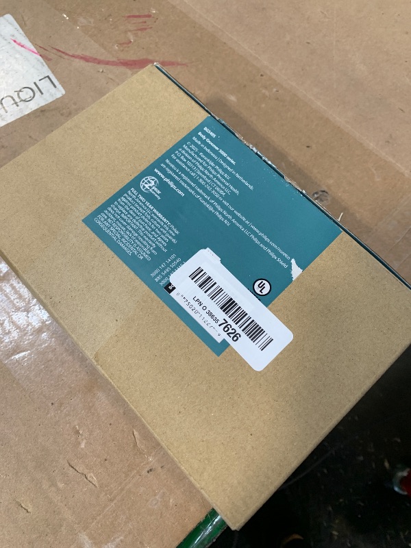 Photo 1 of *Dirty item/ wash*Philips Norelco Body Groomer 5000 Series, Intimate Hair Trimmer & Shaver for Men with Dual 100% Showerproof Full Body Shave & Trim Heads and Two Bi-Directional Body Hair Combs, BG5495/50