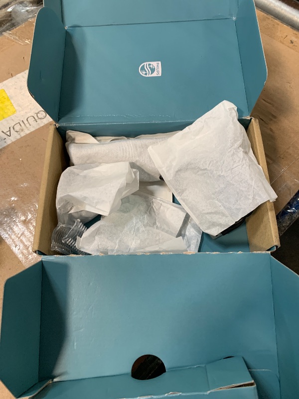 Photo 1 of *Dirty item/ wash*Philips Norelco Body Groomer 5000 Series, Intimate Hair Trimmer & Shaver for Men with Dual 100% Showerproof Full Body Shave & Trim Heads and Two Bi-Directional Body Hair Combs, BG5495/50