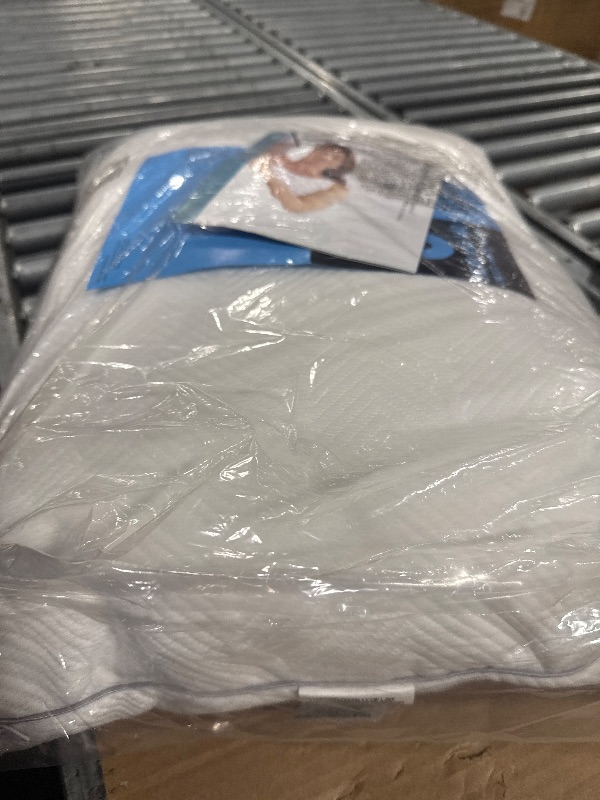 Photo 1 of ** SIMILAR IMAGE***Sleep Innovations 2-in-1 Memory Foam Pillow and Alternative Down Fiber Fill, Standard Size, Side, Stomach, and Back Sleepers, Soft-to-Medium Support