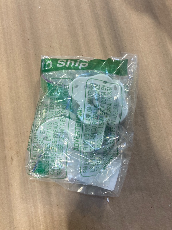 Photo 1 of **** only 4 **** NUK Comfy Orthodontic Pacifiers for 0-6 Months – BPA-Free, 5-Pack, Soft & Durable Design for Baby ComfortLPNO452075351