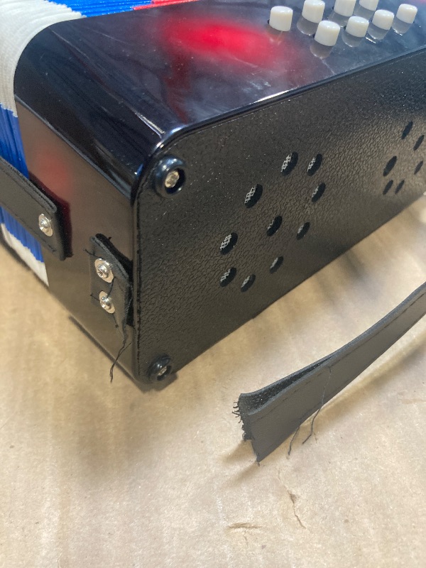 Photo 1 of **** ONE STRAP BROKEN *** MUSICUBE Accordion Instrument for Kids Professional 17 Keys 8 Bass Accordion with Straps for Beginner Student Educational Musical Instrument for Boys Girls Aged 3+ Gift Choice